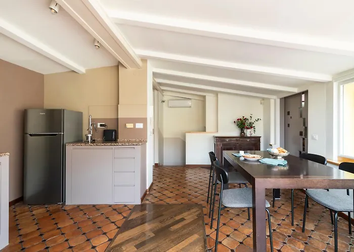 Trevi Charming Penthouse * Rome